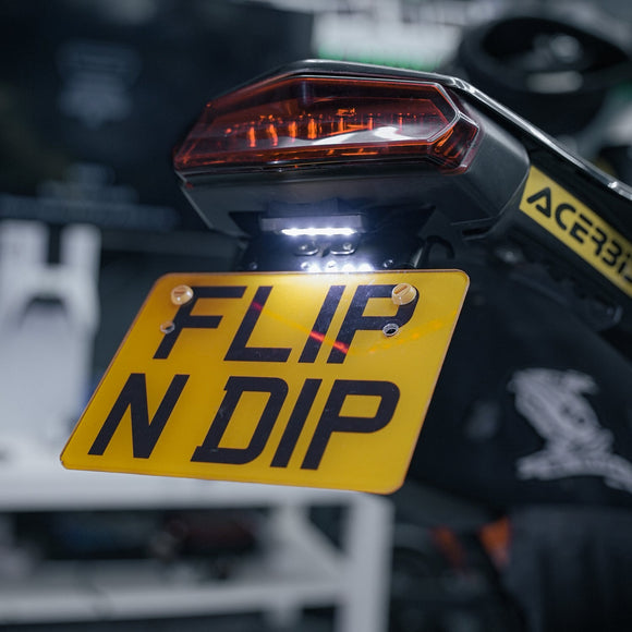 Plate Light (universal) | Flip N Dip