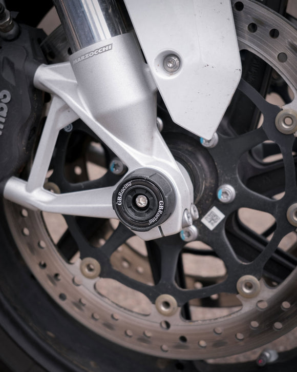 GB Racing BMW / Yamaha / Suzuki / Honda S 1000 R, S 1000 RR, M 1000 RR, S 1000 XR, S 1000 XR TE, YZF-R1, YZF-R1M, M 1000 R, GSX-R600 & More Multiple Years Spindle Protector - Rear LHS / Rear RHS