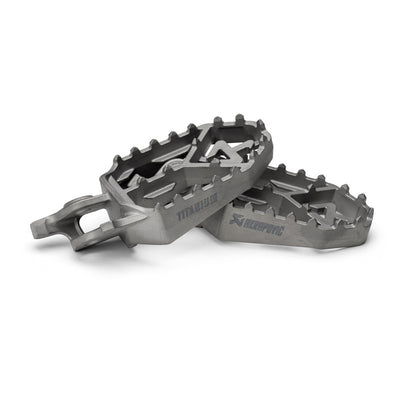 HONDA CRF1100L Africa Twin / Adventure Sport - (2024-2026) Akrapovic Titanium Adventure Footpeg Set