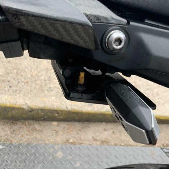 Yamaha MT10 Flip N Dip