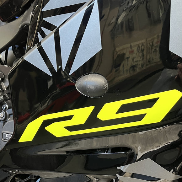 GB Racing Yamaha YZF-R9 2025-2026 Bullet Frame Slider Set - Race