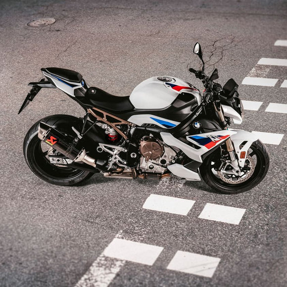 BMW M1000R Naked - (2023-2026) Akrapovic Carbon Silencer Slip-On Kit - Road Legal