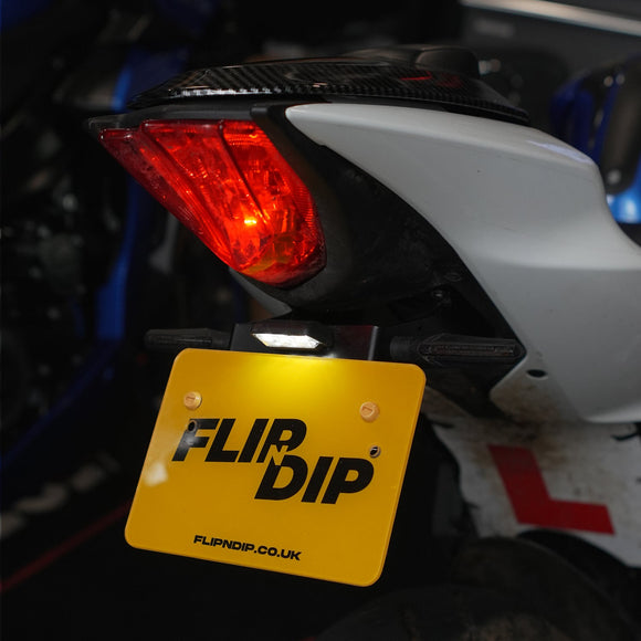 Suzuki GSXS 125 Flip N Dip