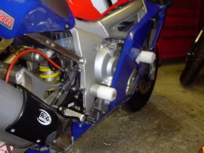 Crash Protectors - Classic Style for Yamaha YZFR6 '99- '02