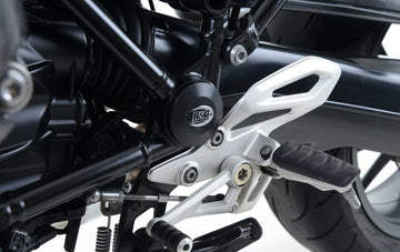 R&G Frame Plug
