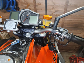 Husqvarna 701 Supermoto / Vitpilen / Svartpilen 2016 - 2023 Racetorx Throttle Spacer Kit - 0
