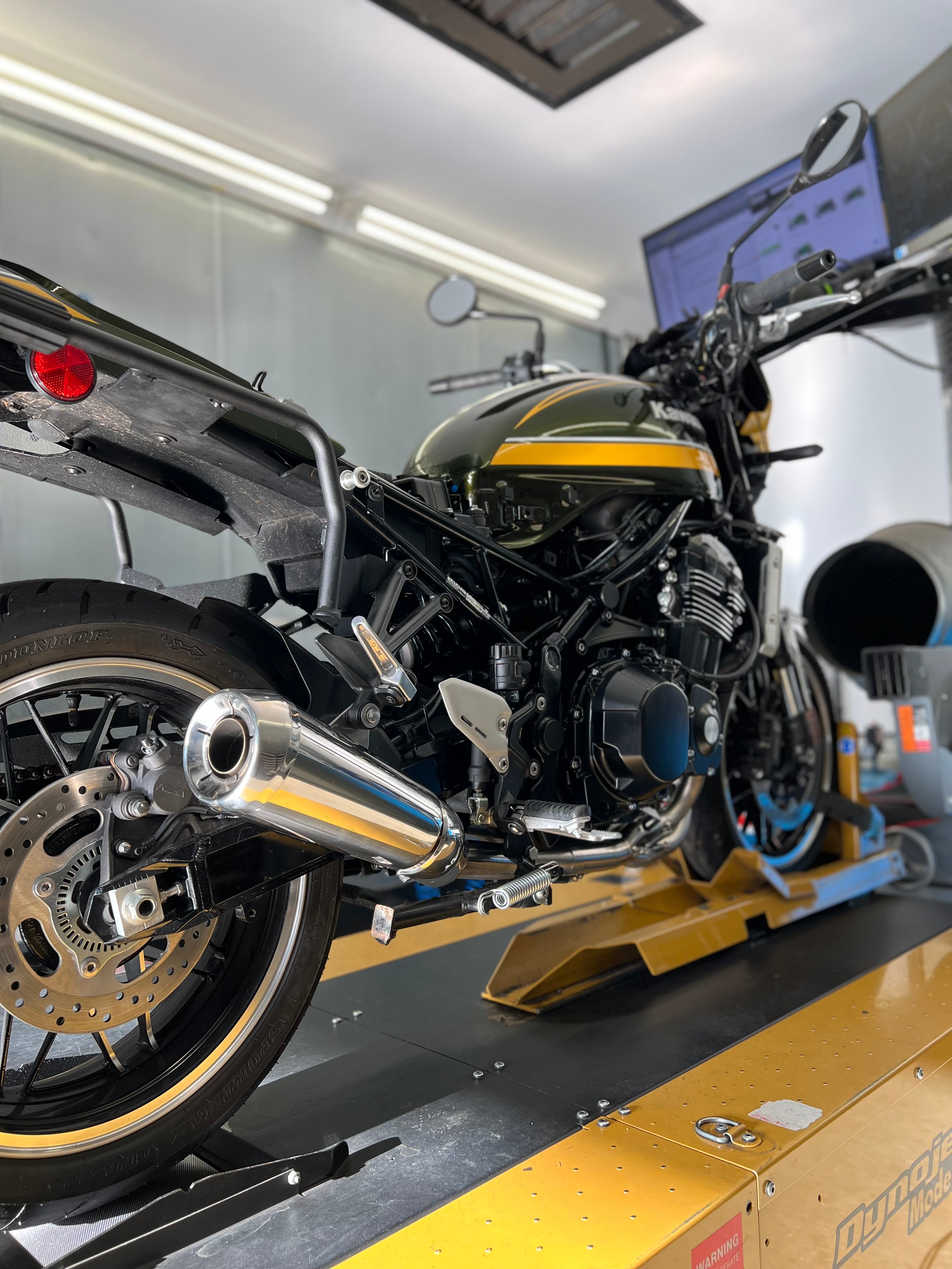 KAWASAKI Z900 RS Akrapovic Optional Stainless Steel 4-1 Racing