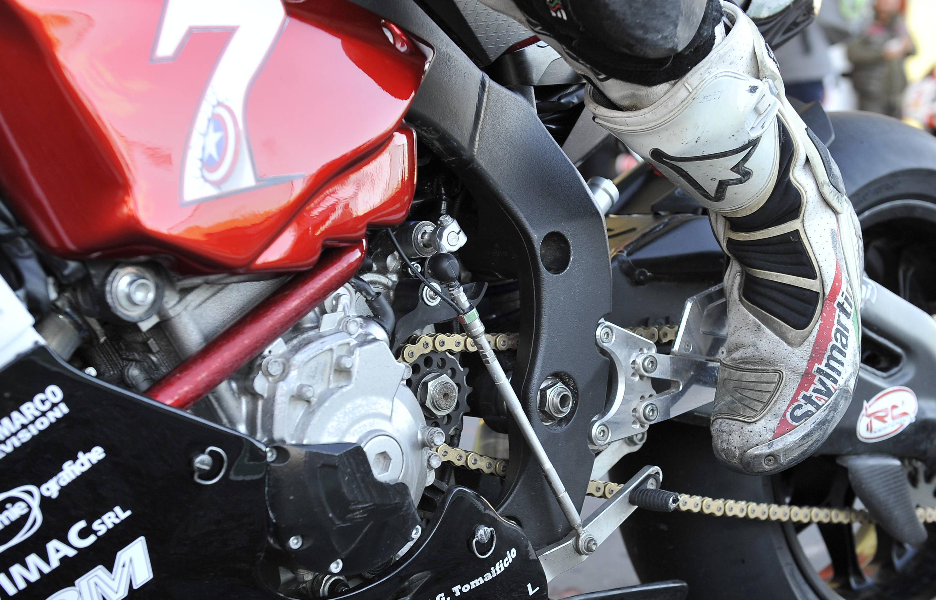 IRC QUICKSHIFTER / AUTO BLIPPER KTM 1290 SUPER DUKE R | P3Tuning